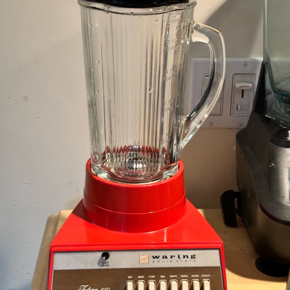 Vintage Waring Futura Series 8 Speed Blender Rare Color Orange Tested Works